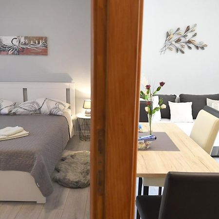 זאדאר Apartment Karla מראה חיצוני תמונה