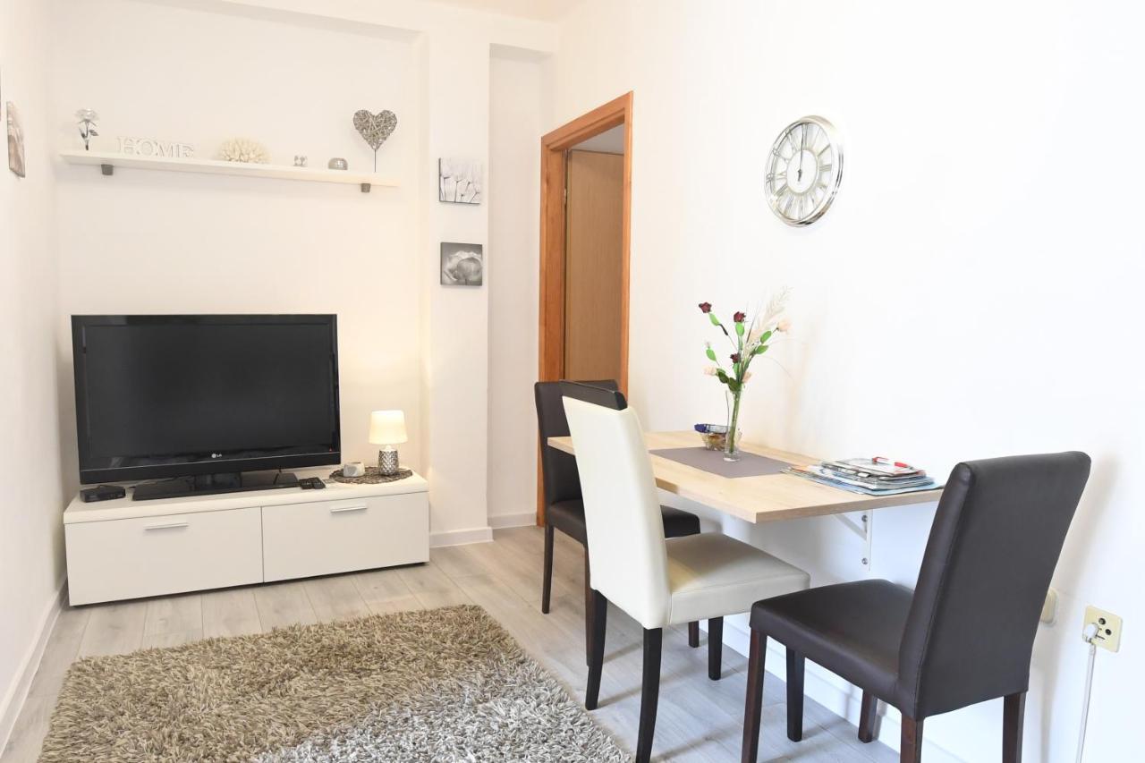 זאדאר Apartment Karla מראה חיצוני תמונה